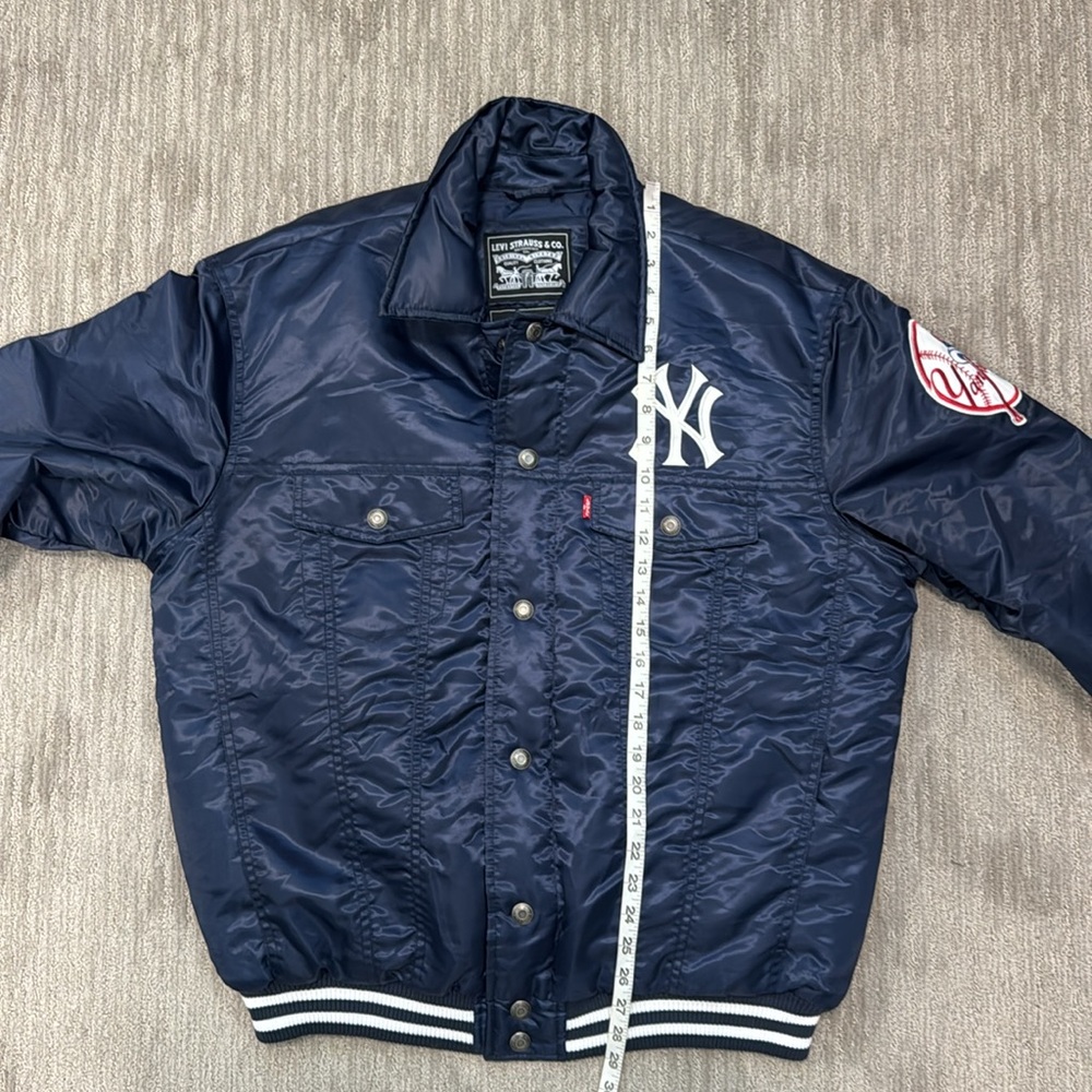 Levi’s x Starter NY Yankees Jacket NWT Size Large - Picture 13 of 16